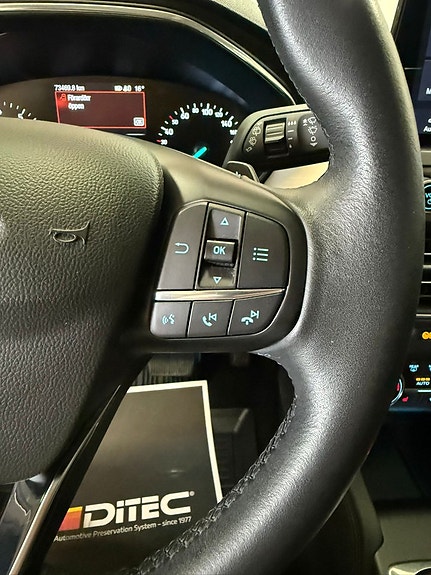 Ford Focus 21 of 26