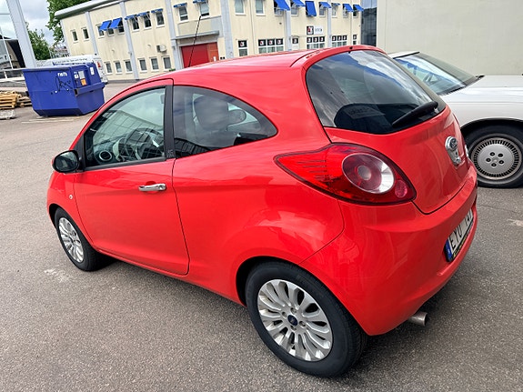 Ford Ka 2 of 5