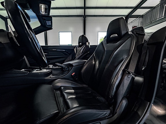 BMW M4 19 of 30