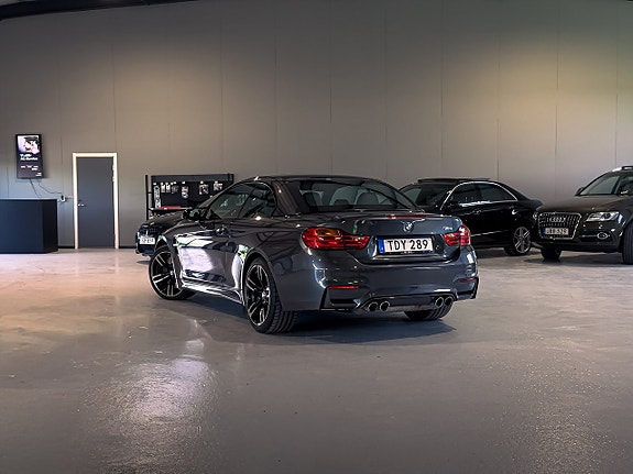 BMW M4 2 of 30