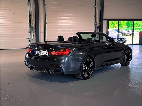 BMW M4 9 of 27