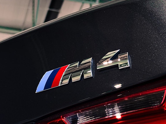 BMW M4 12 of 30
