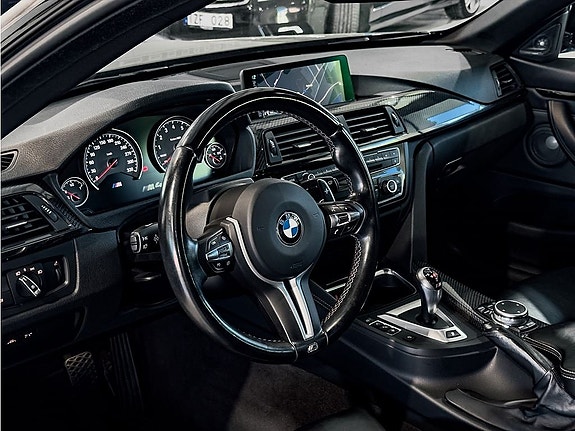 BMW M4 17 of 27