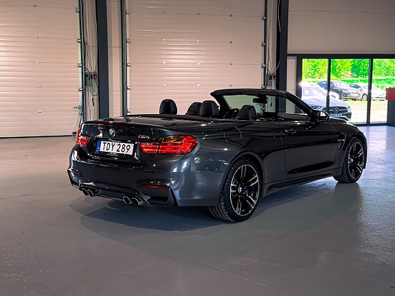 BMW M4 9 of 30