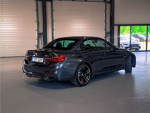 BMW M4 6 of 27