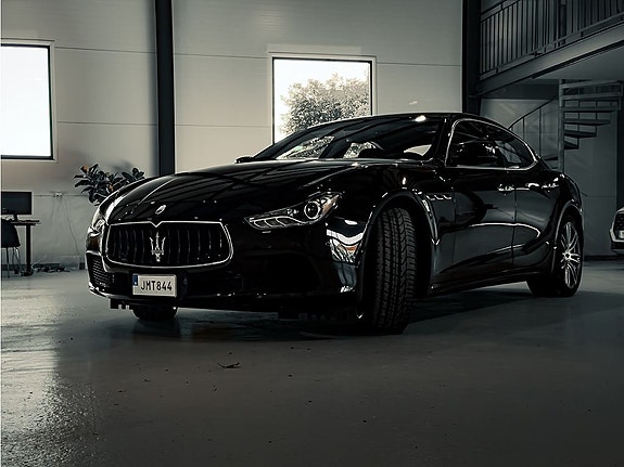 Maserati Ghibli 5 of 5