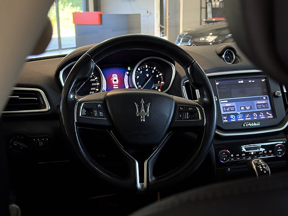 Maserati Ghibli 12 of 25