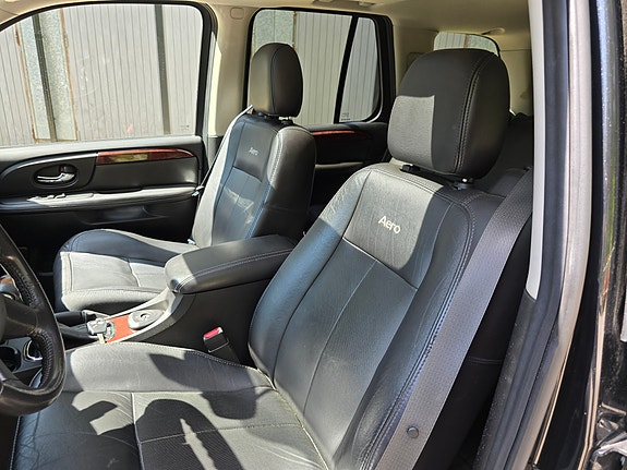 Saab 9-7X 4 of 5