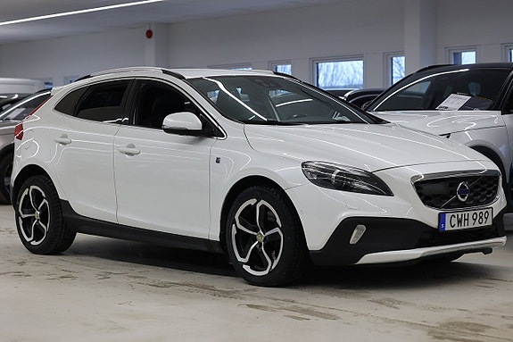 Volvo V40 Cross Country 6 of 19