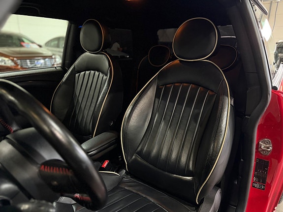MINI John Cooper Works 17 of 30