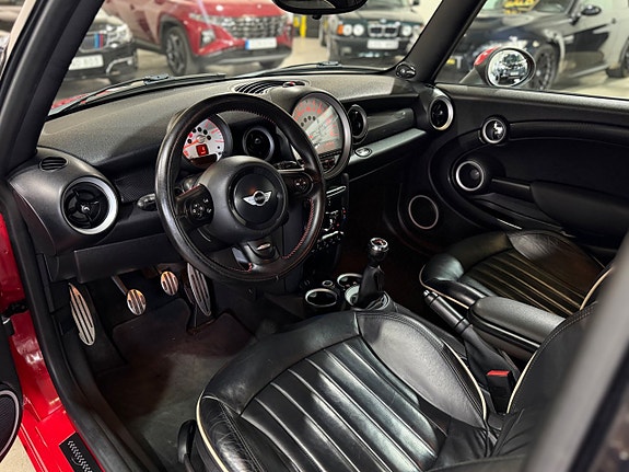 MINI John Cooper Works 15 of 30