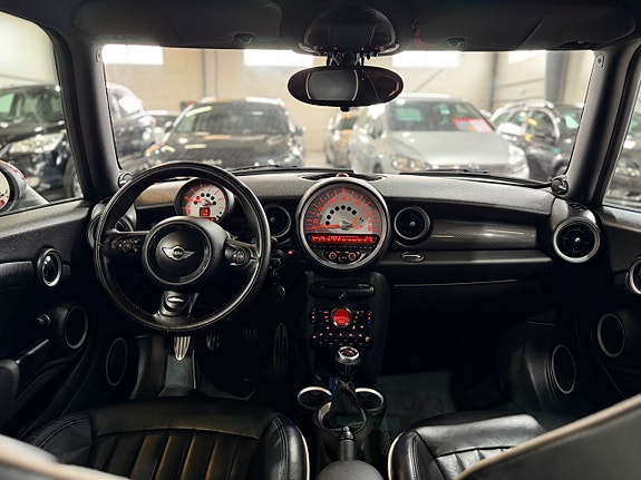 MINI John Cooper Works 21 of 30