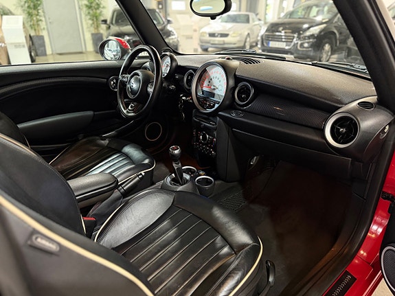 MINI John Cooper Works 18 of 30