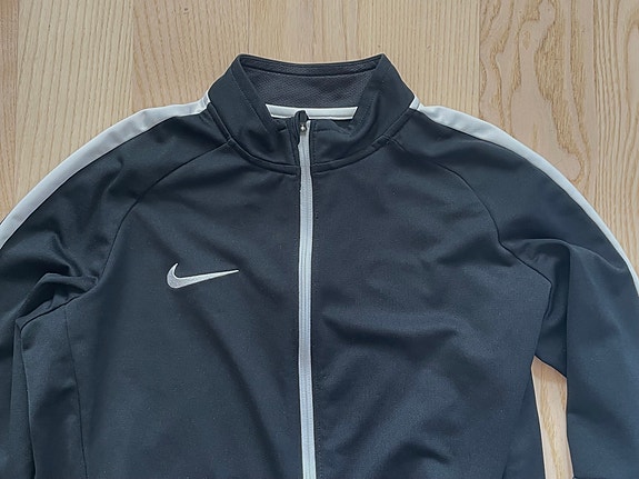 Product image 8 of 17