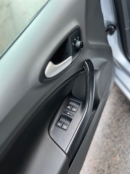 Seat Ibiza 5 of 5