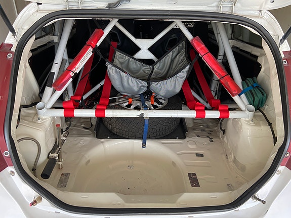 Ford Fiesta 5 of 6
