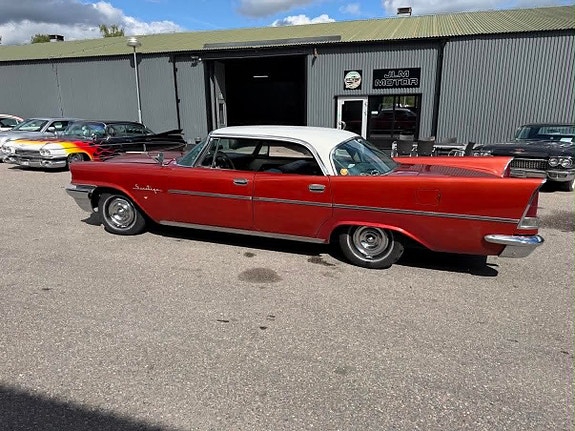 Chrysler Saratoga