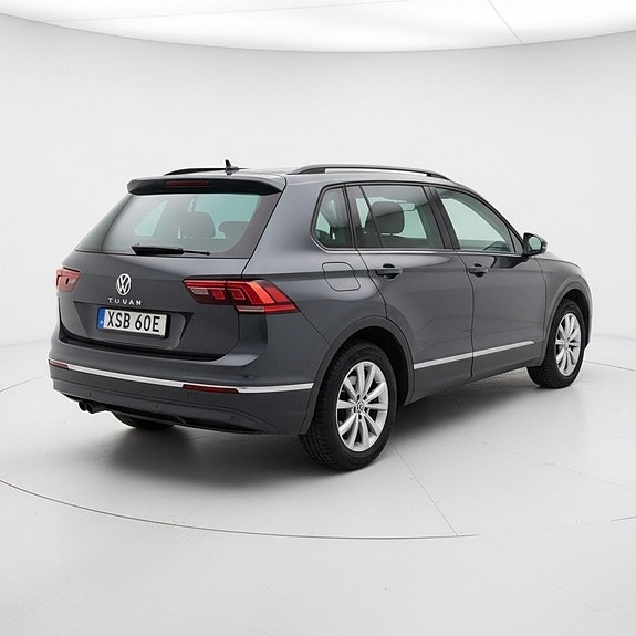 Volkswagen Tiguan 5 of 11