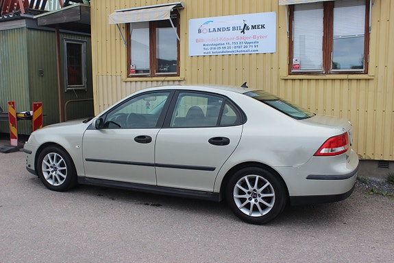 Saab 9-3 3 of 5