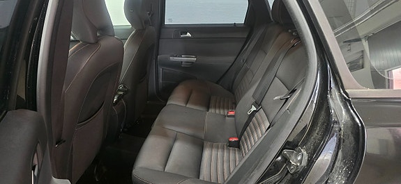 Volvo V50 5 of 11