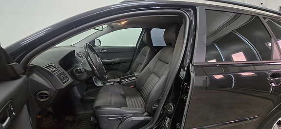 Volvo V50 6 of 11