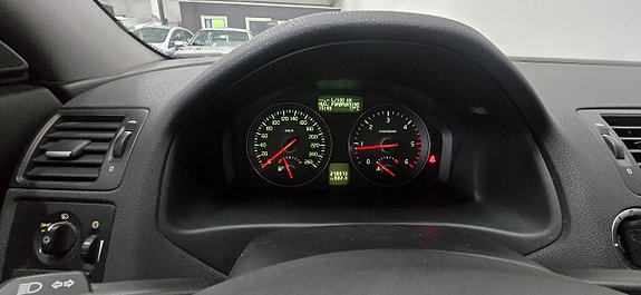 Volvo V50 7 of 11