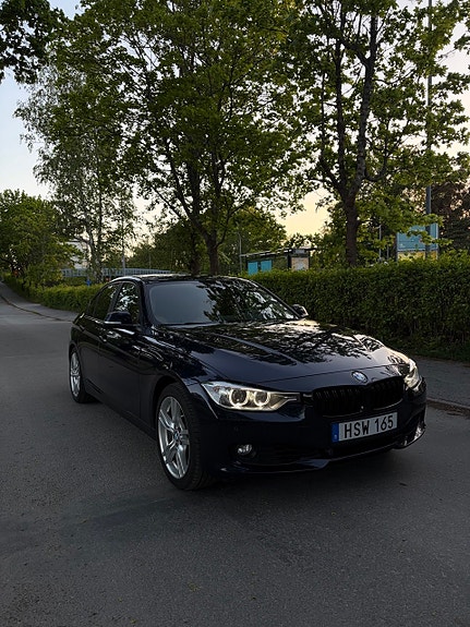 BMW 328i 4 of 20