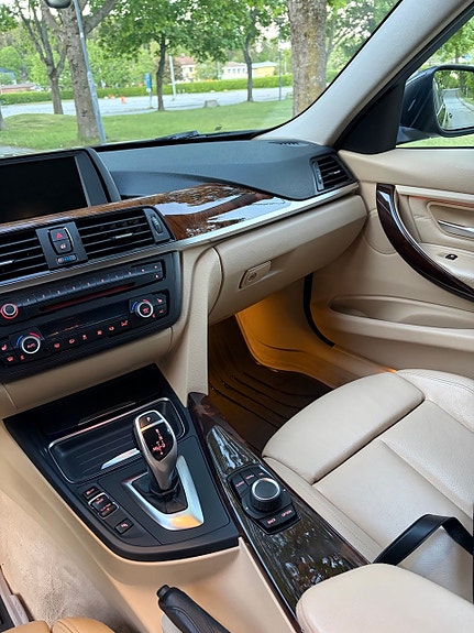BMW 328i 10 of 20