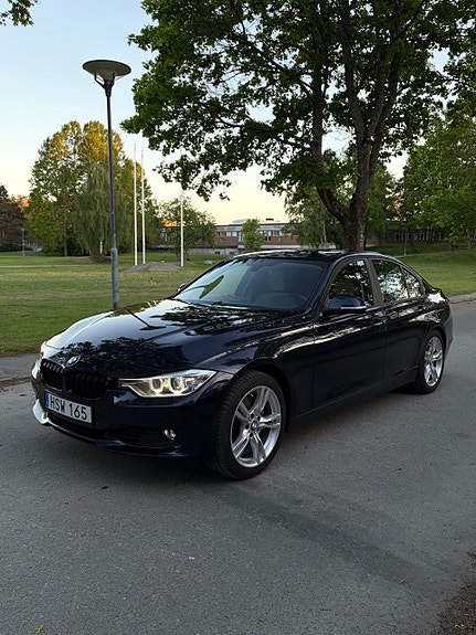 BMW 328i 3 of 20