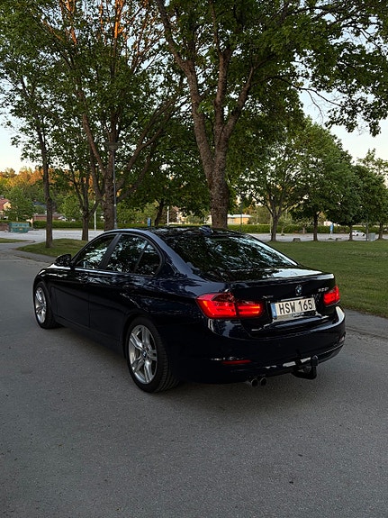 BMW 328i 5 of 20