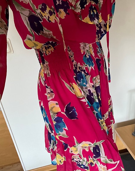 Product image 2 of 11