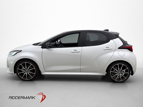 Toyota Yaris 5 of 30