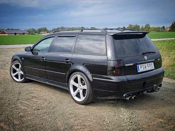Volkswagen Passat 3 of 5