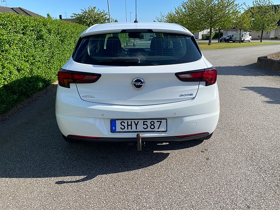 Opel Astra 3 of 4