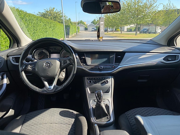 Opel Astra 4 of 4