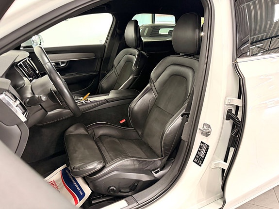 Volvo V90 11 of 30