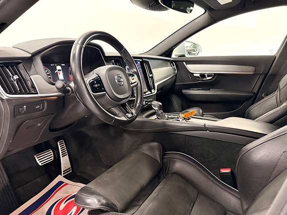 Volvo V90 8 of 30