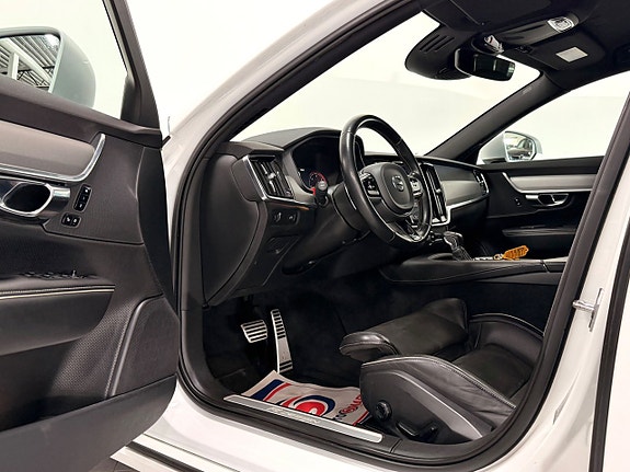 Volvo V90 7 of 30
