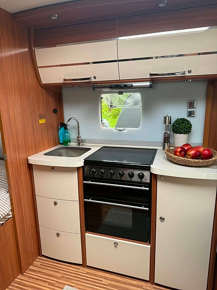 Adria Alpina 663UK barnkammare 7 of 9