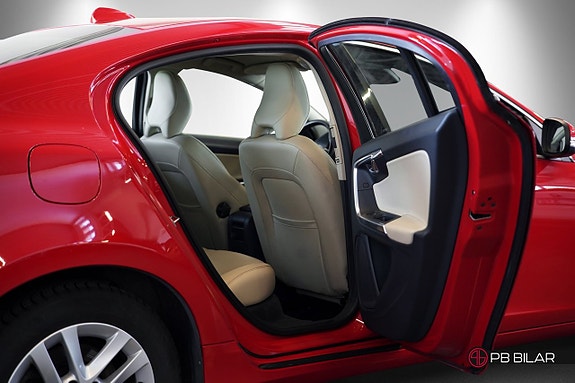 Volvo S60 14 of 23