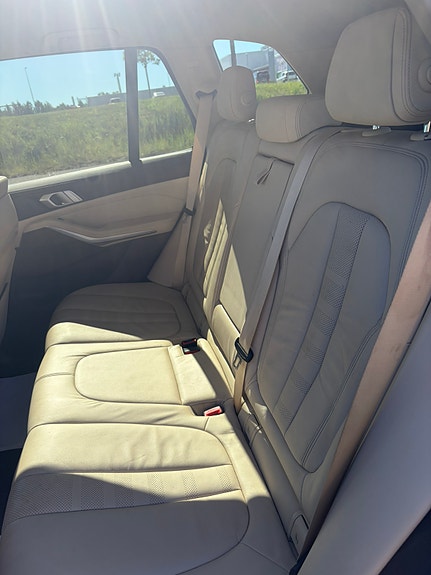 BMW X5 7 of 10