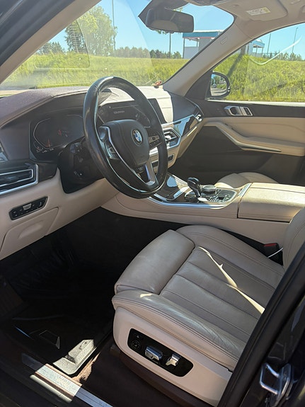 BMW X5 4 of 10