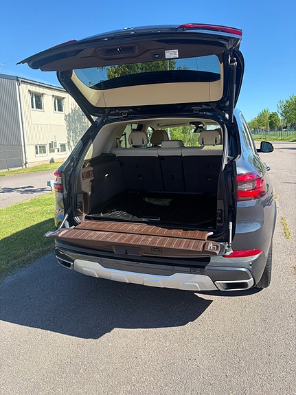 BMW X5 8 of 10