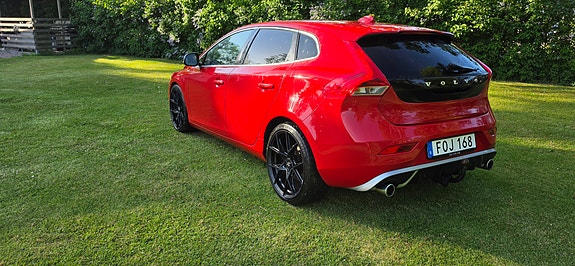 Volvo V40 6 of 10