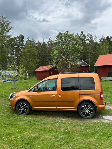 Volkswagen Caddy 2 of 5