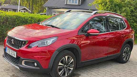 Peugeot 2008 3 of 5