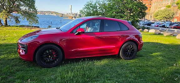 Porsche Macan GTS 2 of 5