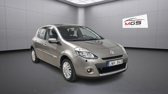 Renault Clio 2 of 5