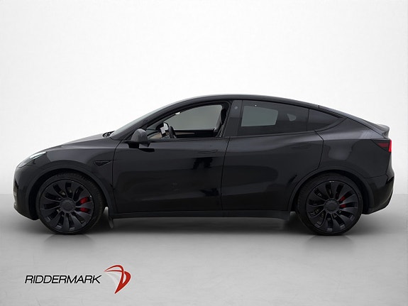 Tesla Model Y 5 of 5