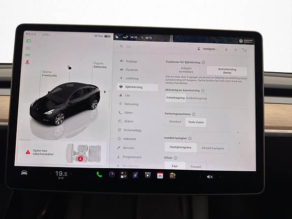 Tesla Model Y 22 of 26